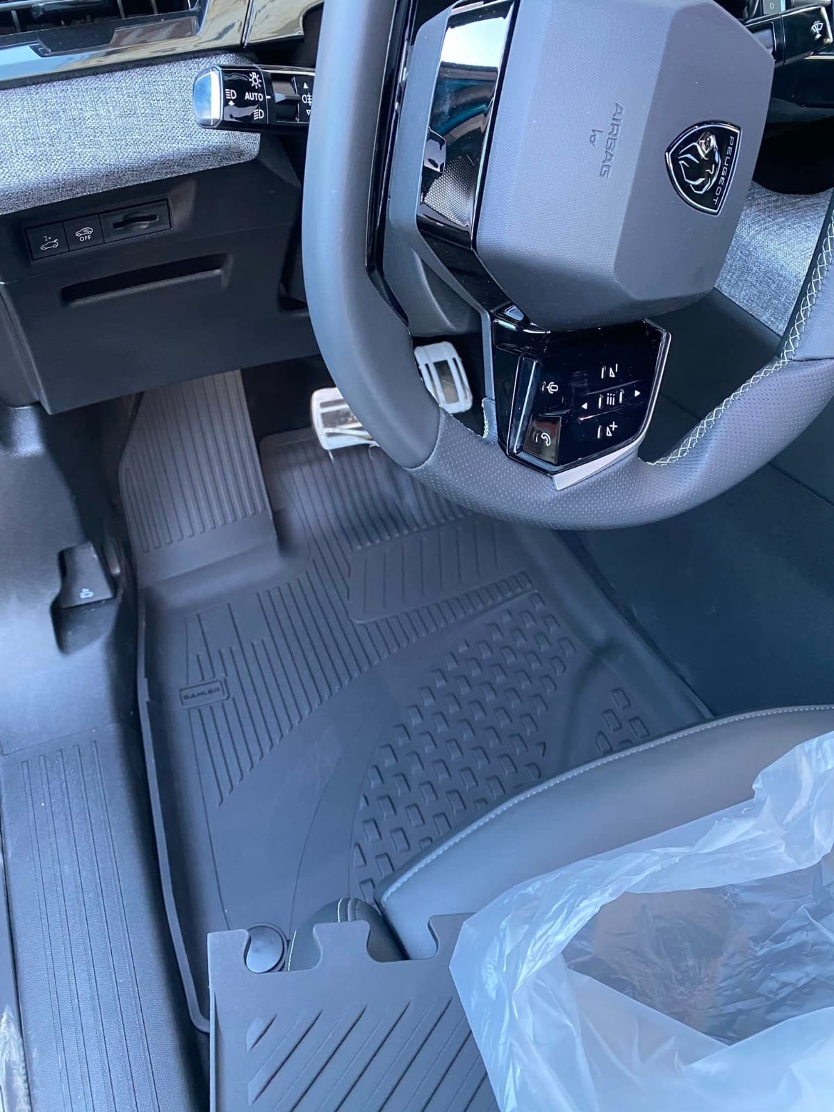 Sahler - CAR FLOOR MAT - Peugeot 508